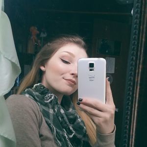 Meet your Posher, Emma